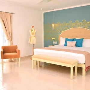 Unic Design Hotel & Restaurant- 5Th Avenue (Adults Only) Hotel