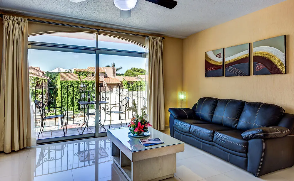 פלאייה דל כרמן Suites Corazon 3*, פלאייה דל כרמן